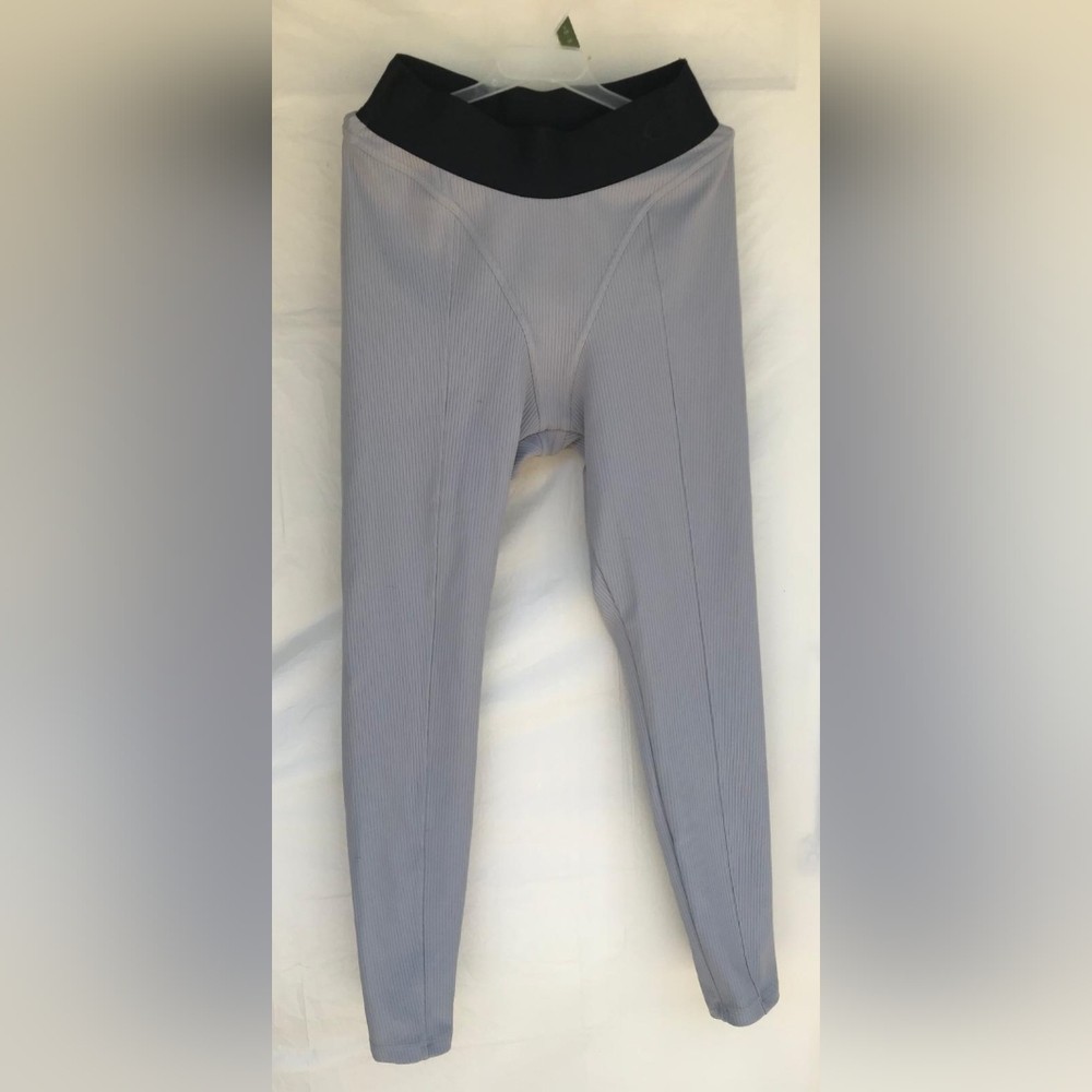 CARDI B THICH RIB LEGGINGS ZIZE M